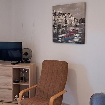 Apartment Jelka Malinska Eksteriør bilde